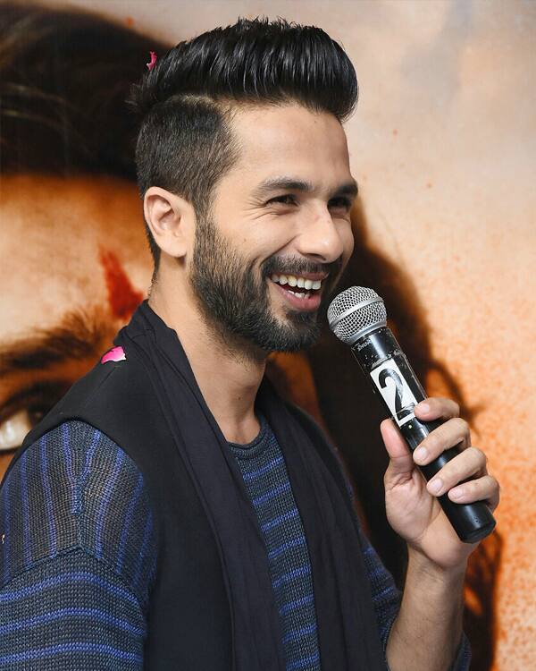 5 fabulous Shahid Kapoor hairstyles that you can take inspiration from | GQ  India